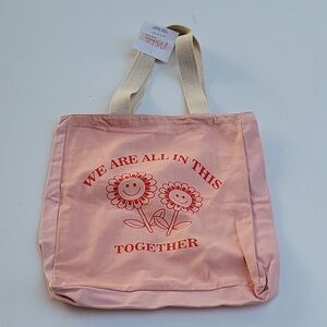 NEW PINK FLOWERS DAISIES WE'RE ALL IN THIS TOGETHER REUSABLE TRAVEL BAG TOTE NWT
